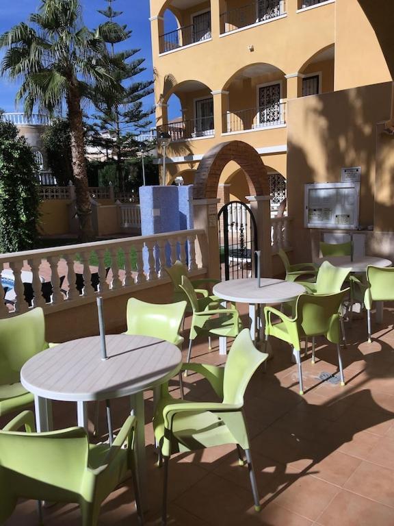 Top Floor Spacious Apartment With Roof Terrace Alicante Exterior photo